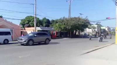 exigen puente peatonal avenida Rivas La Vega