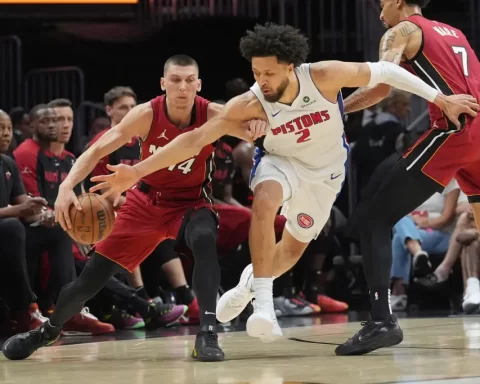 Cade Cunningham triple Pistons Heat