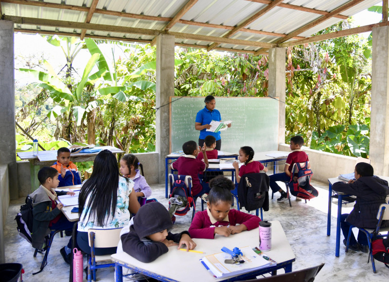 Educación en Tenares