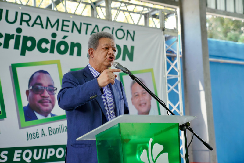 Leonel Fernández invitación Abinader