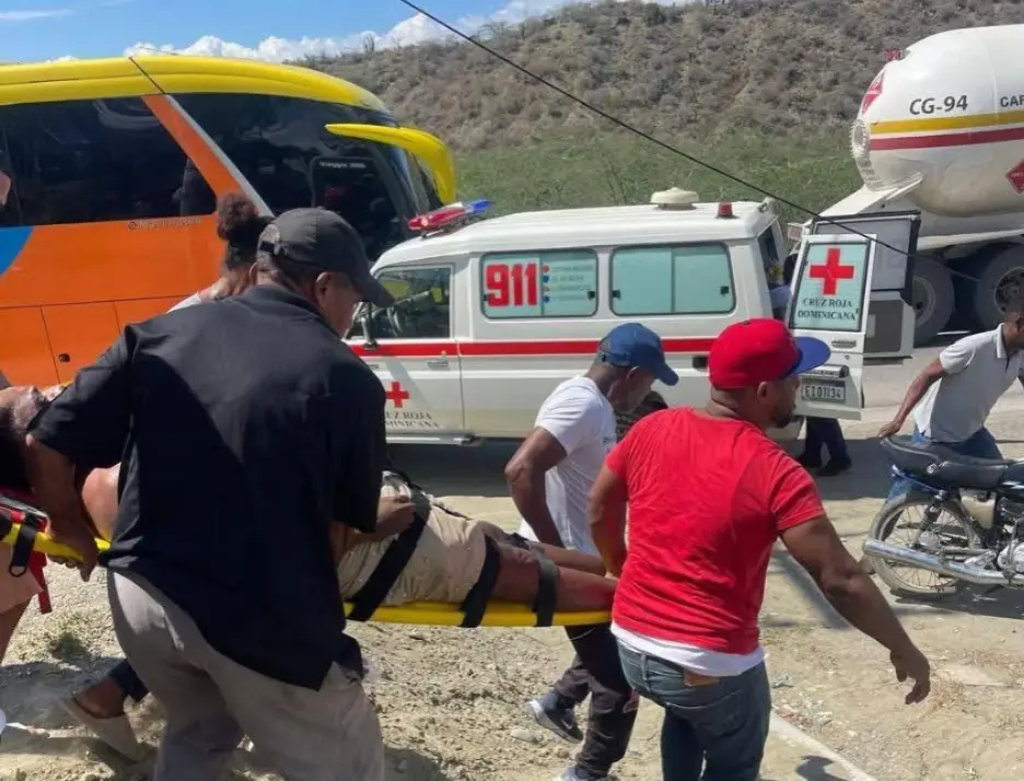 accidente tránsito Barahona madre e hija fallecidas